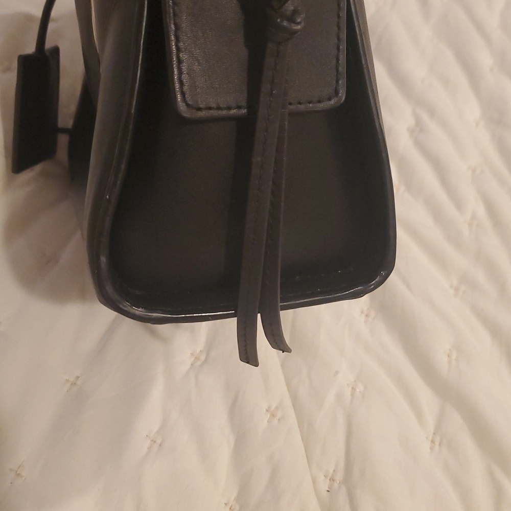 Vince Camuto Signature Crossbody Satchel Bag (#8) - Picture 9 of 12